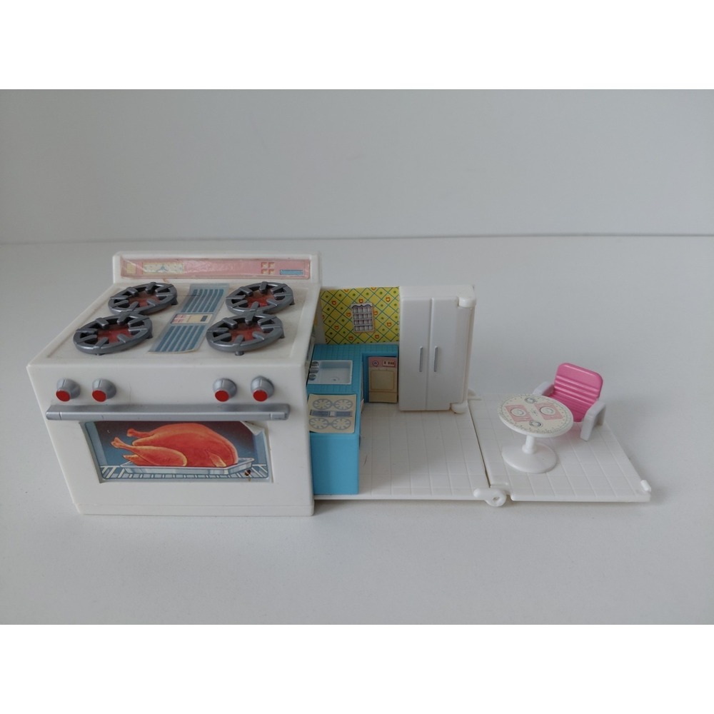 Vtg 90s Lewis Galoob‎ Toys Secret Places Stove Pull Out Kitchen Table